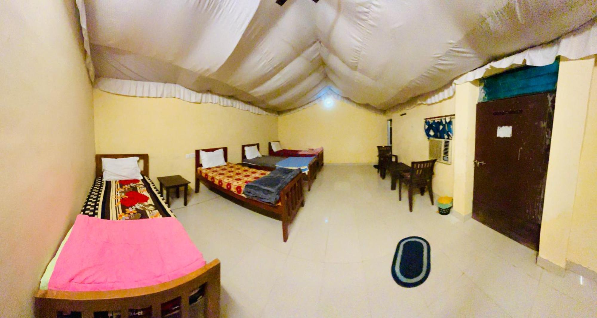 Hotel Lucifer Pushkar Buitenkant foto