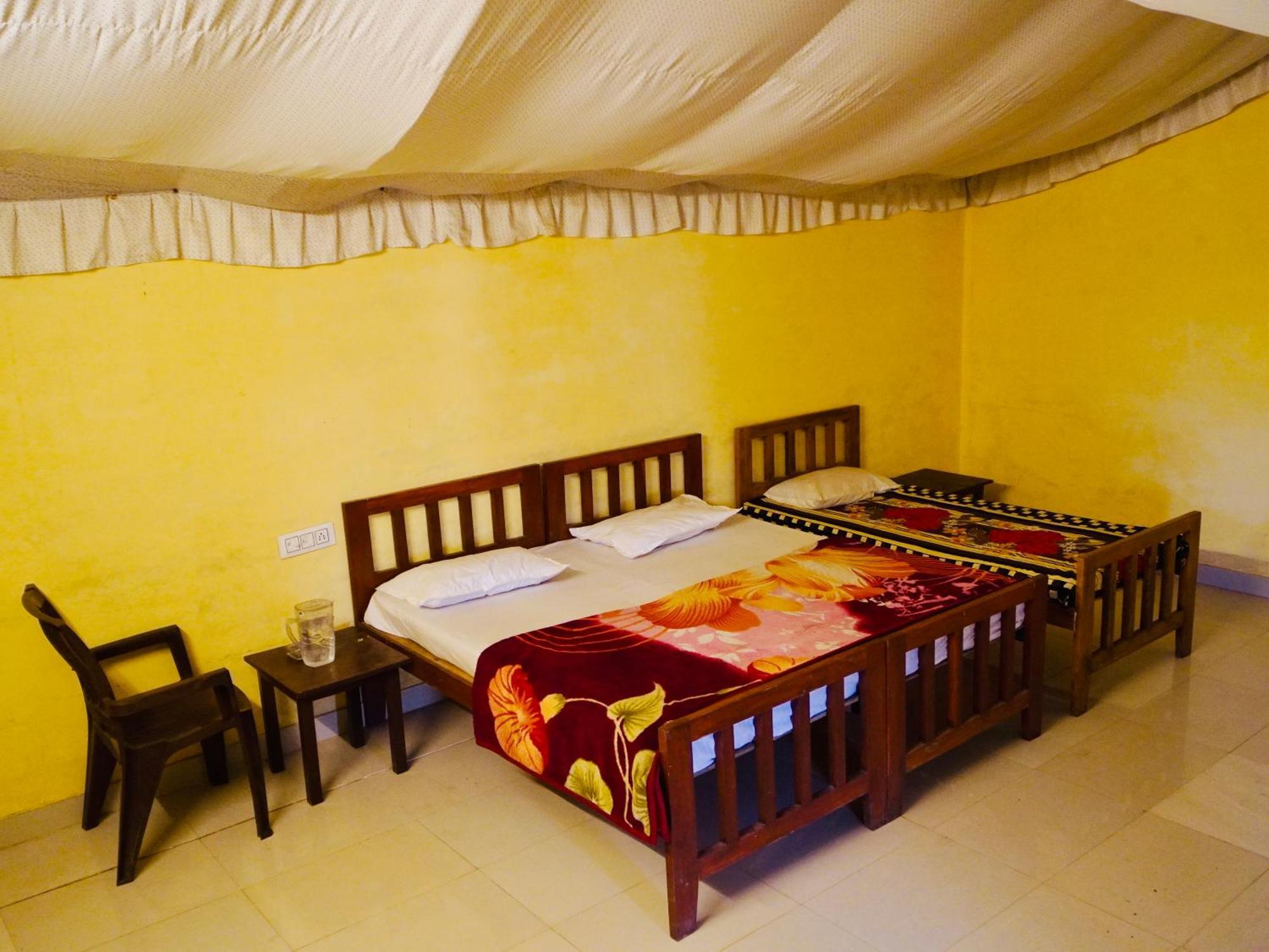 Hotel Lucifer Pushkar Buitenkant foto